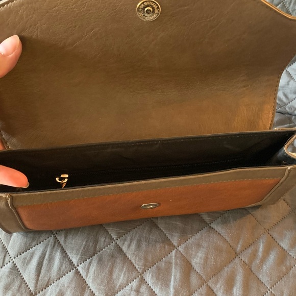 Structured clutch - Picture 3 of 4